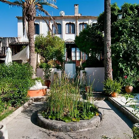 Leon De 3* Sineu (Mallorca)