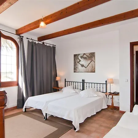 Leon De 3* Sineu (Mallorca)