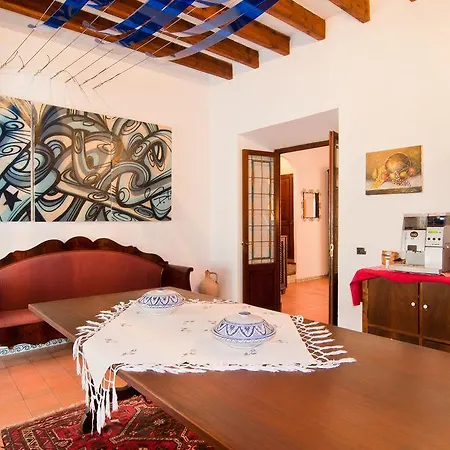 Leon De 3* Sineu (Mallorca)